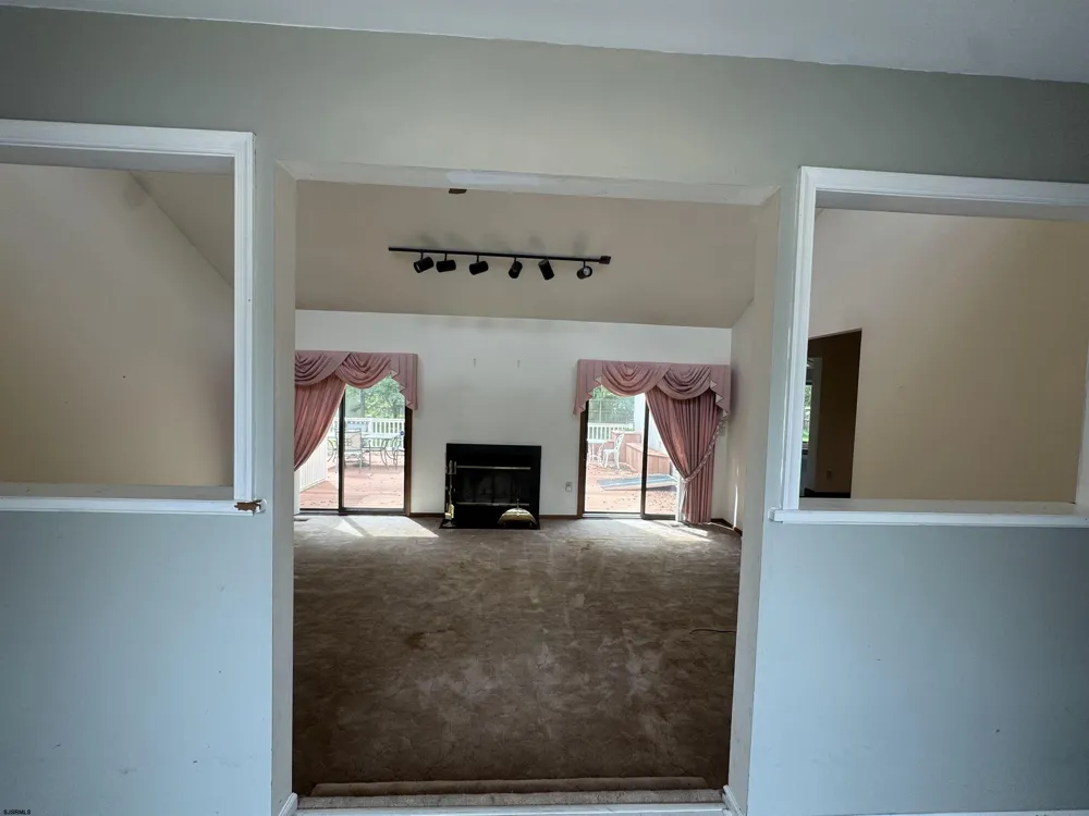 17 Orchard Egg Harbor Township, NJ 08234
