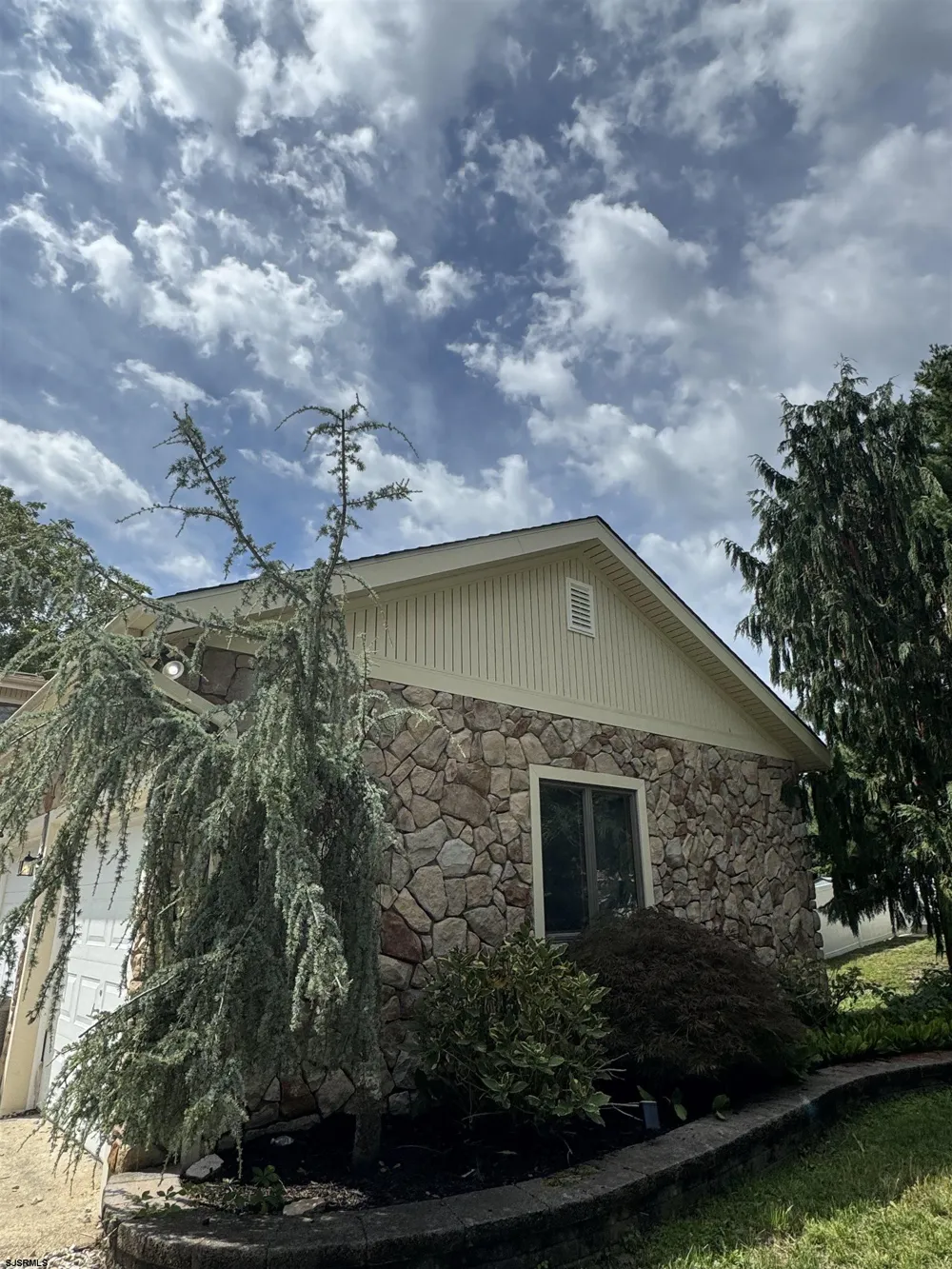 17 Orchard Egg Harbor Township, NJ 08234
