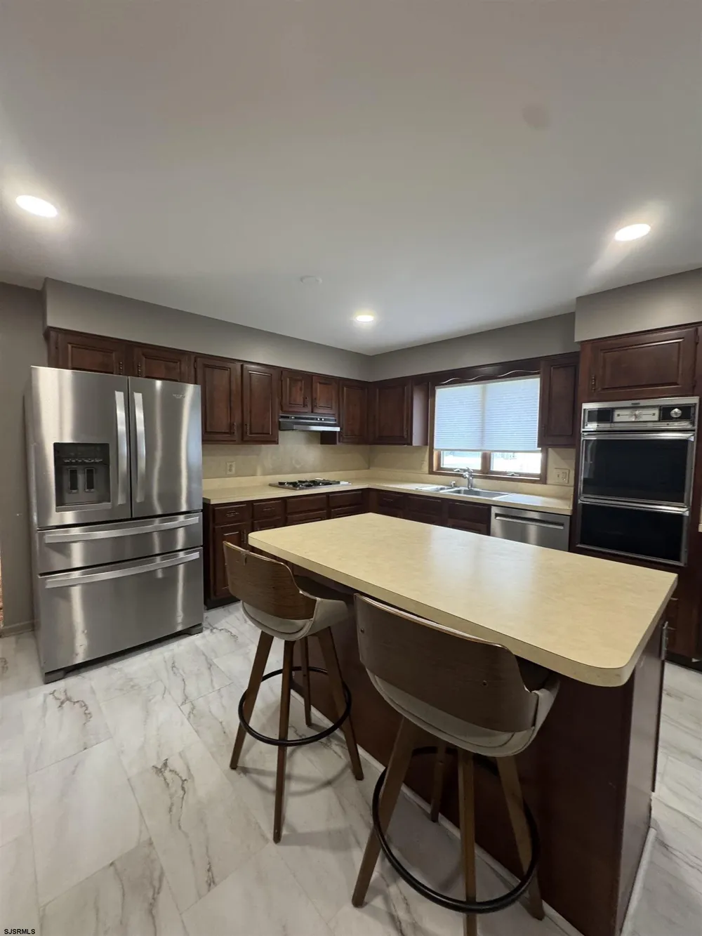 17 Orchard Egg Harbor Township, NJ 08234