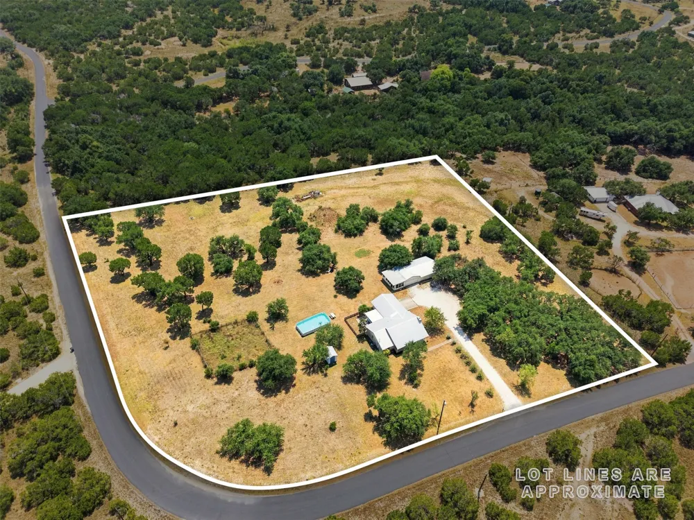 16435 Lucky Hit Road Leander, TX 78641
