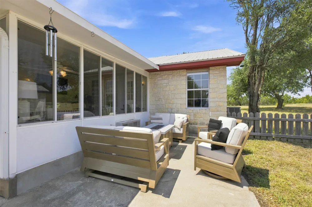 16435 Lucky Hit Road Leander, TX 78641