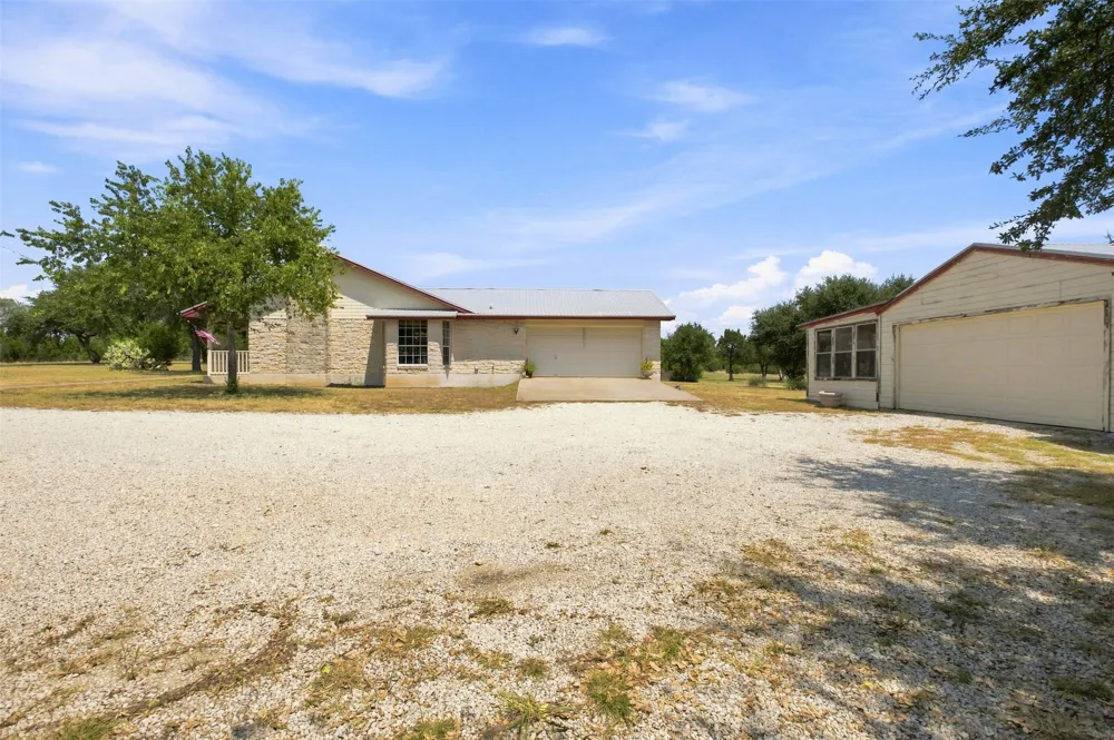 16435 Lucky Hit Road Leander, TX 78641