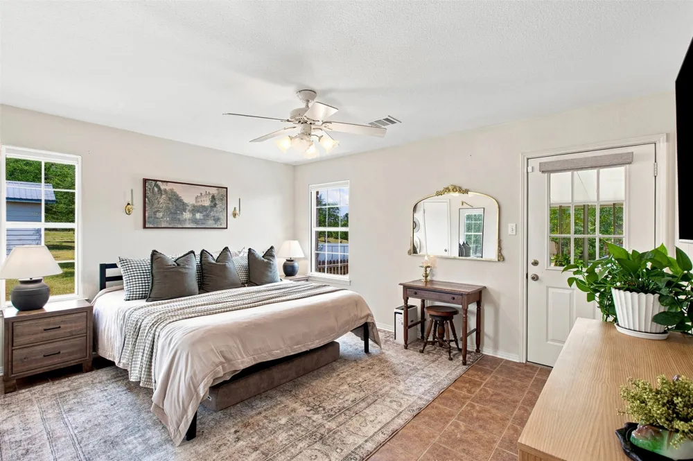 16435 Lucky Hit Road Leander, TX 78641