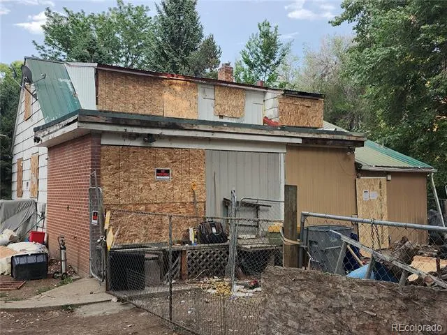 1051 Hover Street Longmont, CO 80501