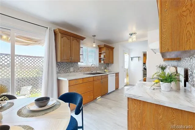 11078 Grange Creek Drive Denver, CO 80233