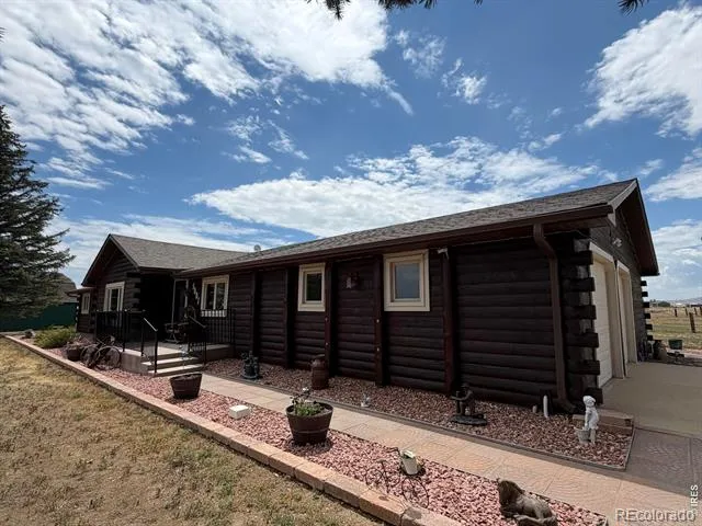 5001 Meining Road Berthoud, CO 80513