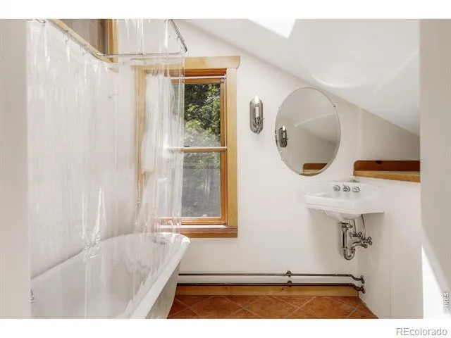 8200 Fourmile Canyon Drive Boulder, CO 80302
