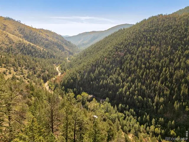 8200 Fourmile Canyon Drive Boulder, CO 80302