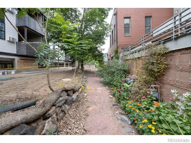 2301 Pearl Street #49 Boulder, CO 80302