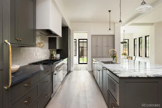 2070 S Saint Paul Street Denver, CO 80210