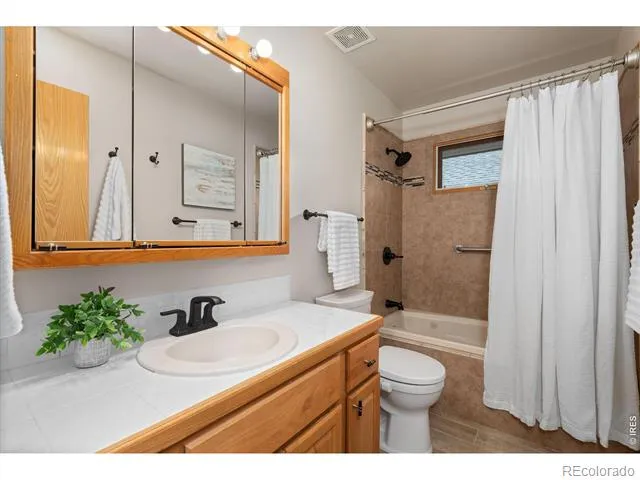 1639 Francis Way Longmont, CO 80501
