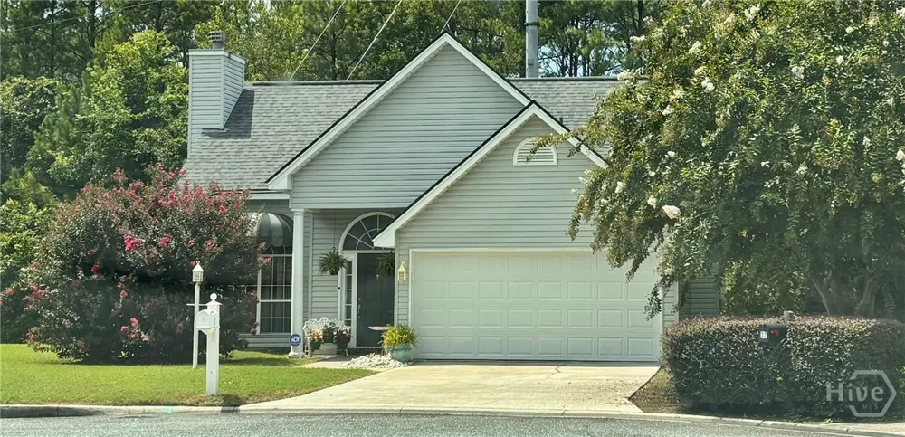 31 Tara Court Savannah, GA 31406