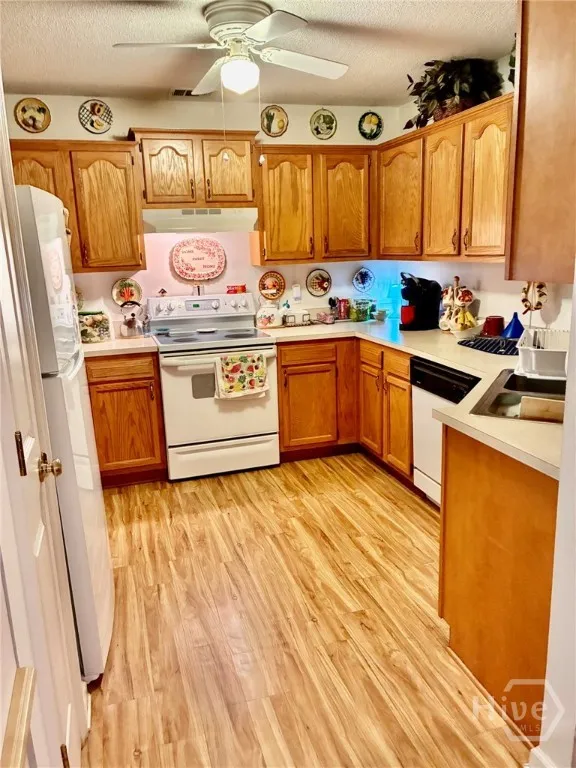 31 Tara Court Savannah, GA 31406
