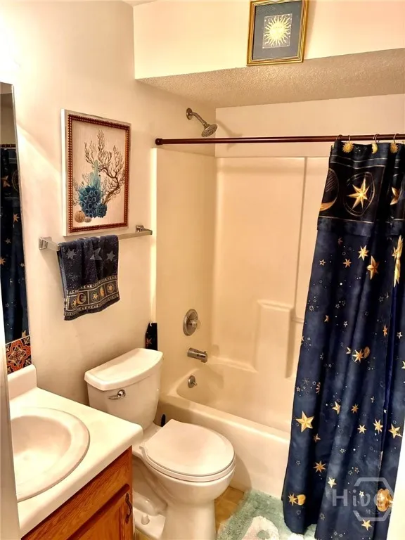 31 Tara Court Savannah, GA 31406