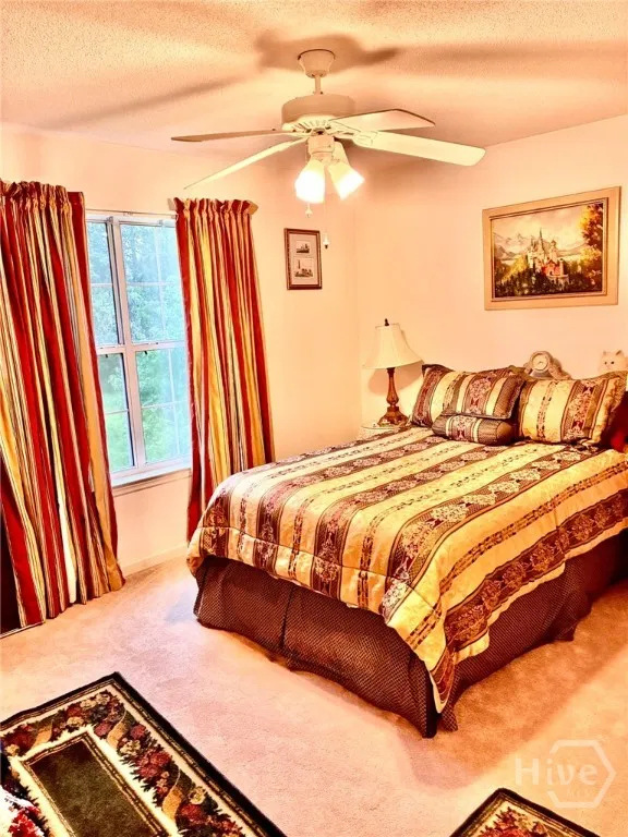 31 Tara Court Savannah, GA 31406