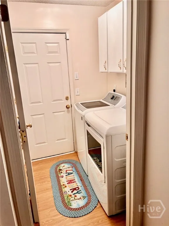 31 Tara Court Savannah, GA 31406