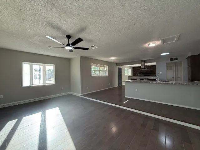 1505 S Ike Avenue Monahans, TX 79756