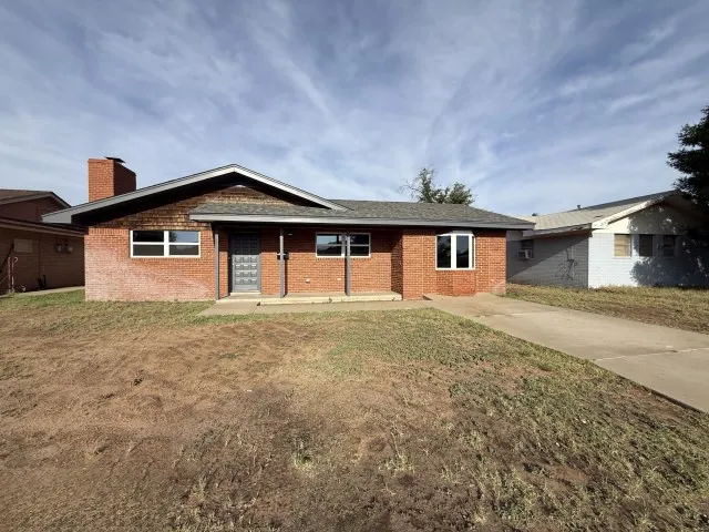 1505 S Ike Avenue Monahans, TX 79756