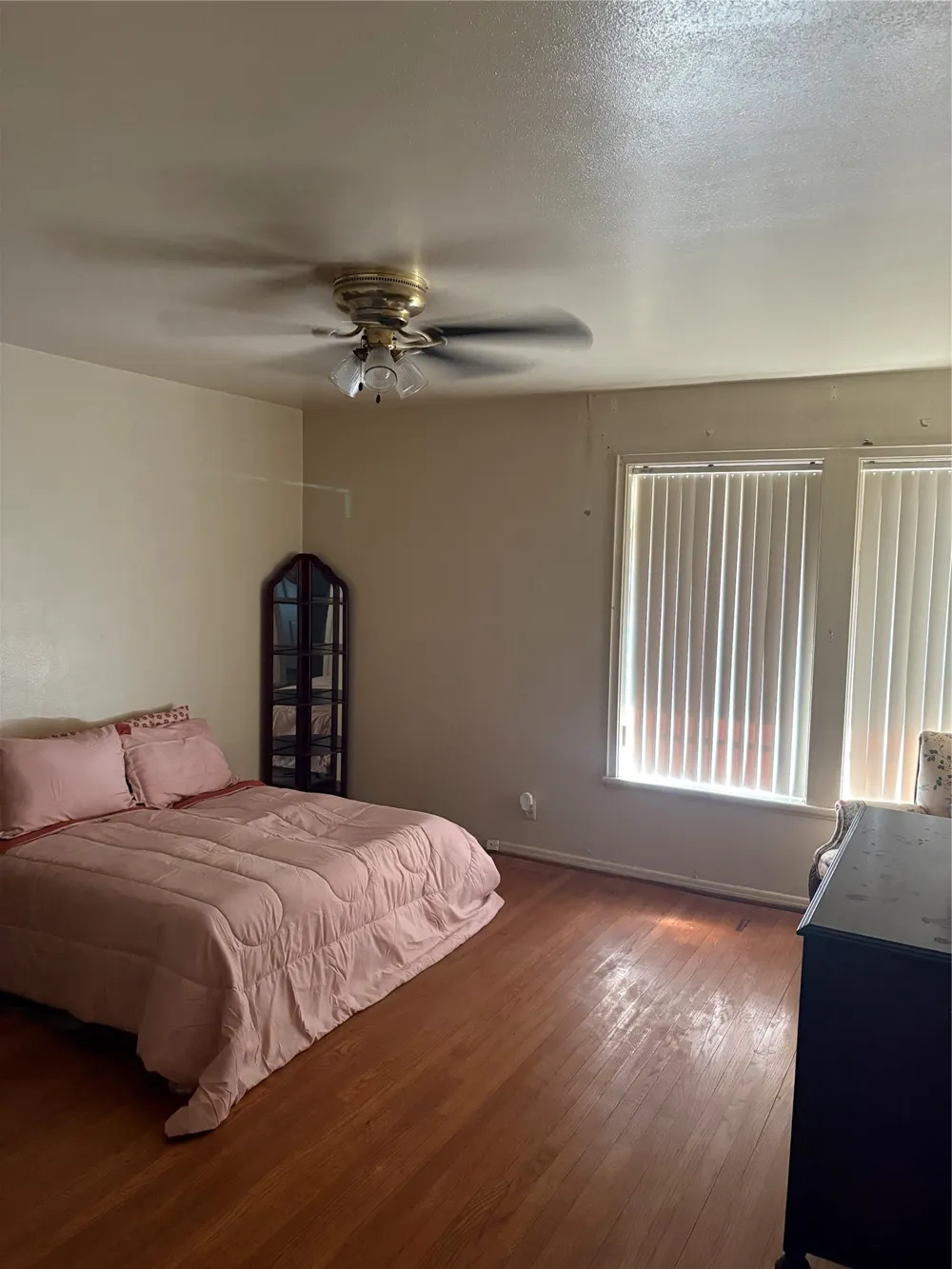 1581 Harbor Road Dallas, TX 75216