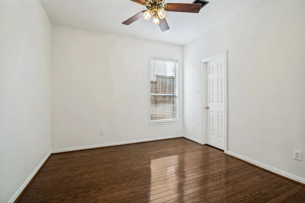 7207 Canary Lane Sachse, TX 75048
