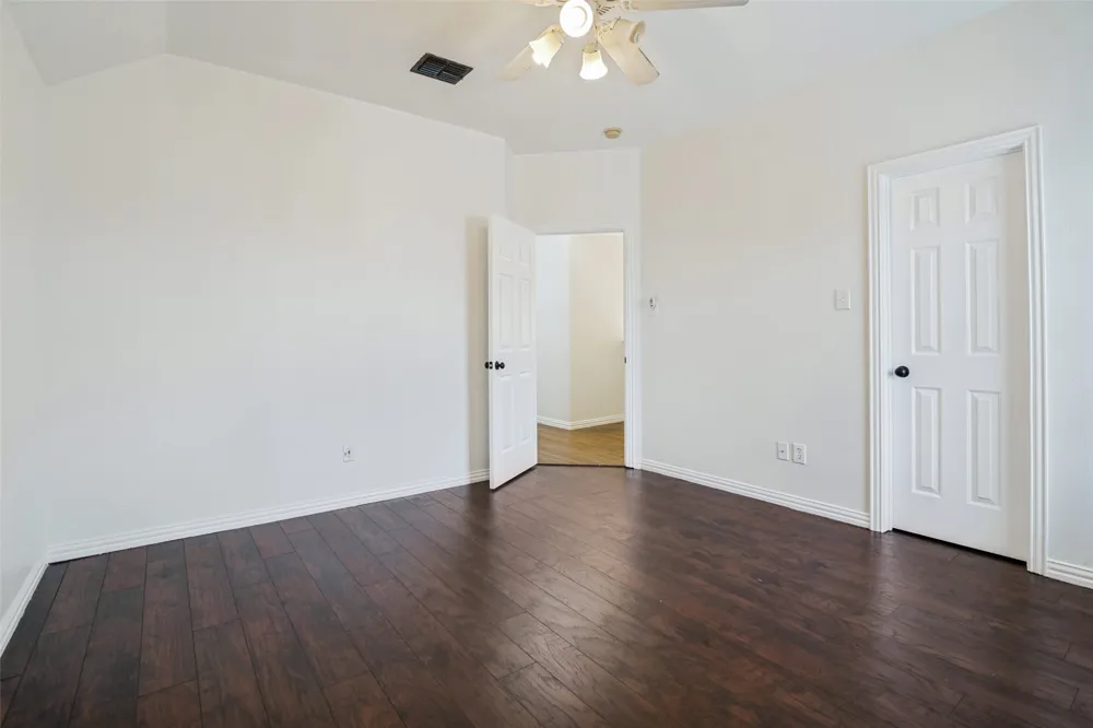 7207 Canary Lane Sachse, TX 75048