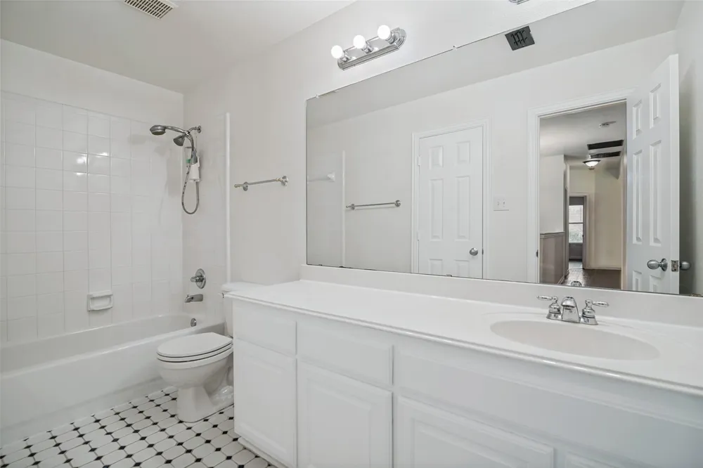 7207 Canary Lane Sachse, TX 75048