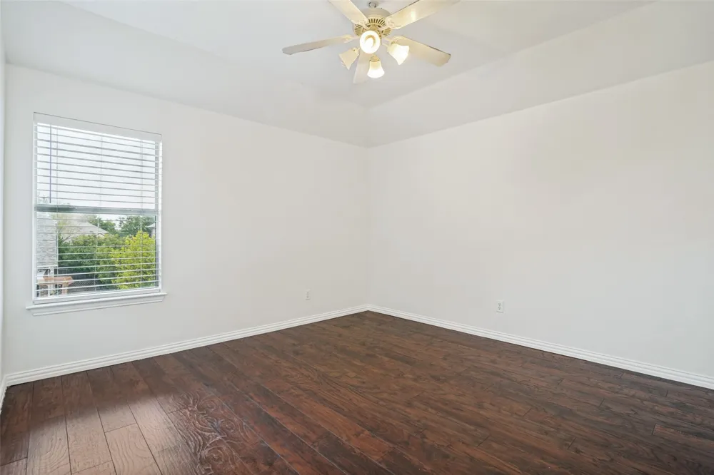 7207 Canary Lane Sachse, TX 75048