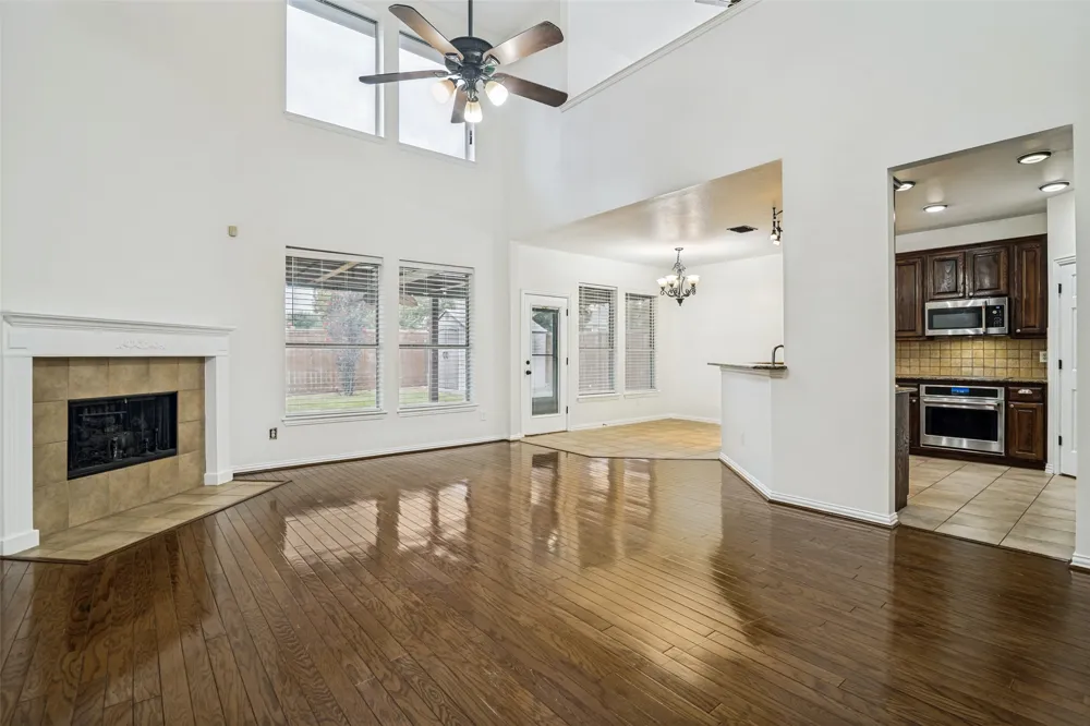 7207 Canary Lane Sachse, TX 75048