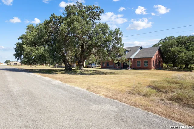 310 STONE CREST Bandera, TX 78003