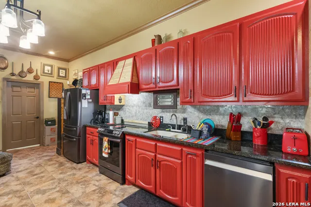 310 STONE CREST Bandera, TX 78003