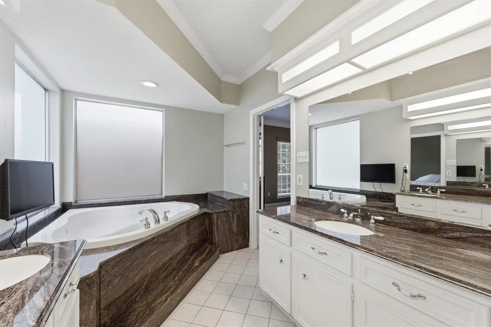 15307 Sierra Pines Court Houston, TX 77068
