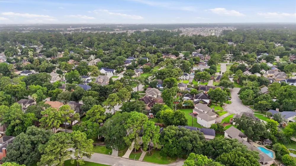 15307 Sierra Pines Court Houston, TX 77068