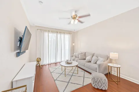 4515 Briar Hollow Place #312
