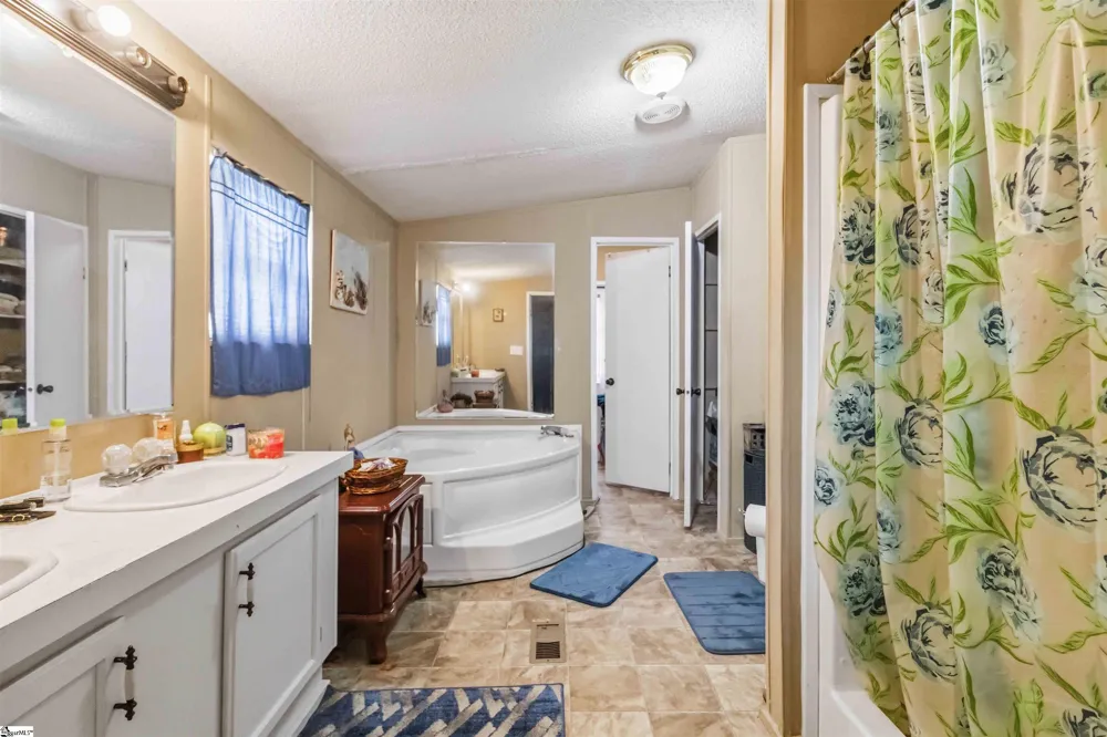 138 T C Bannister Road Belton, SC 29627