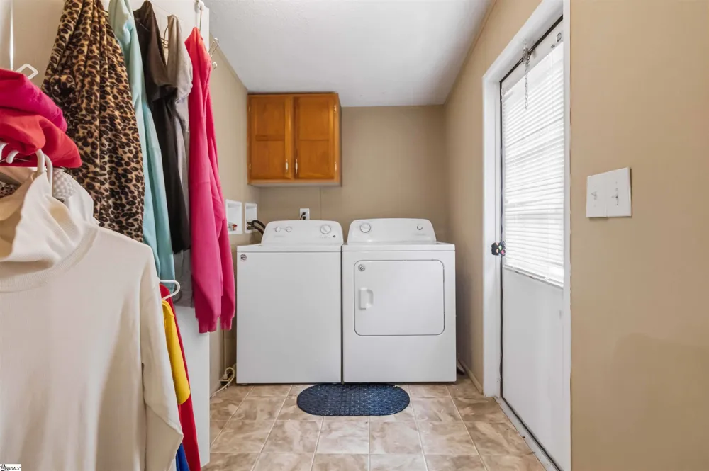 138 T C Bannister Road Belton, SC 29627