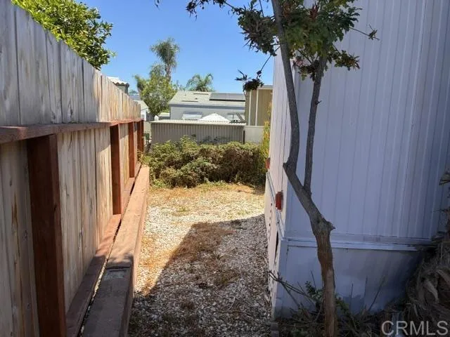 245 W Bobier Drive #72 Vista, CA 92083