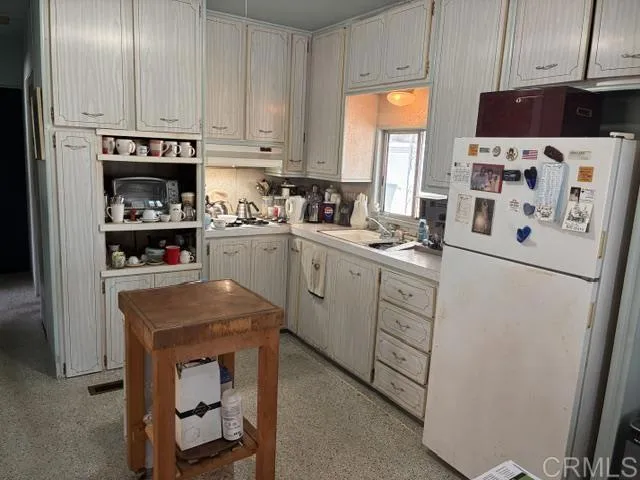 245 W Bobier Drive #72 Vista, CA 92083