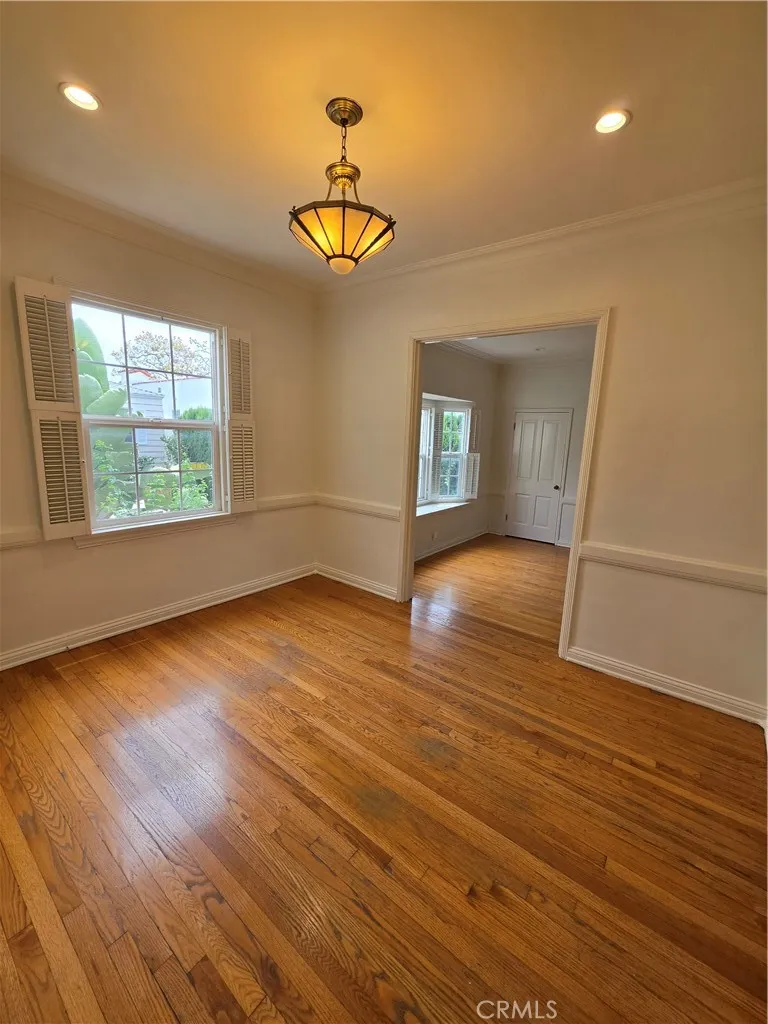 135 S Canon Beverly Hills, CA 90212