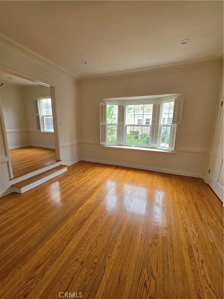 135 S Canon Beverly Hills, CA 90212