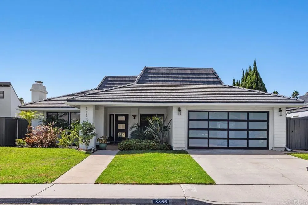 3855 Via Reposo Rancho Santa Fe, CA 92091