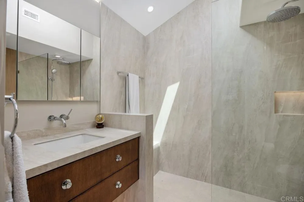 3855 Via Reposo Rancho Santa Fe, CA 92091