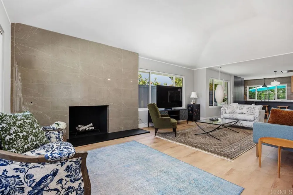 3855 Via Reposo Rancho Santa Fe, CA 92091