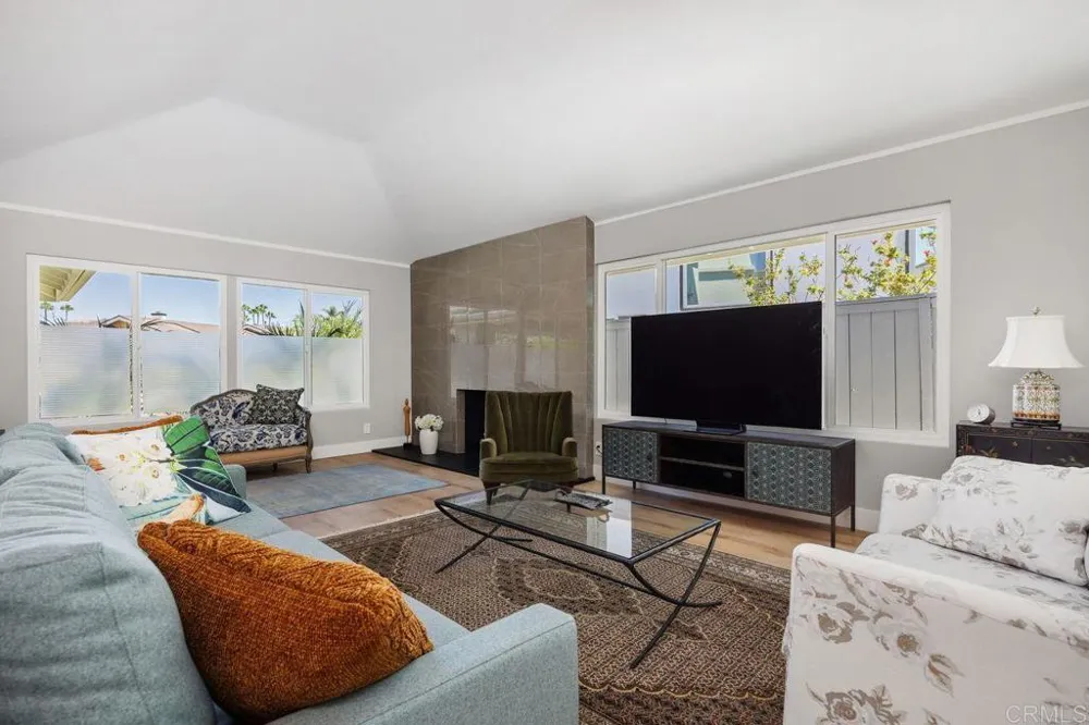3855 Via Reposo Rancho Santa Fe, CA 92091