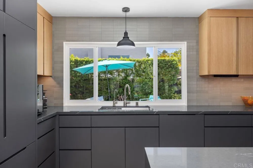 3855 Via Reposo Rancho Santa Fe, CA 92091