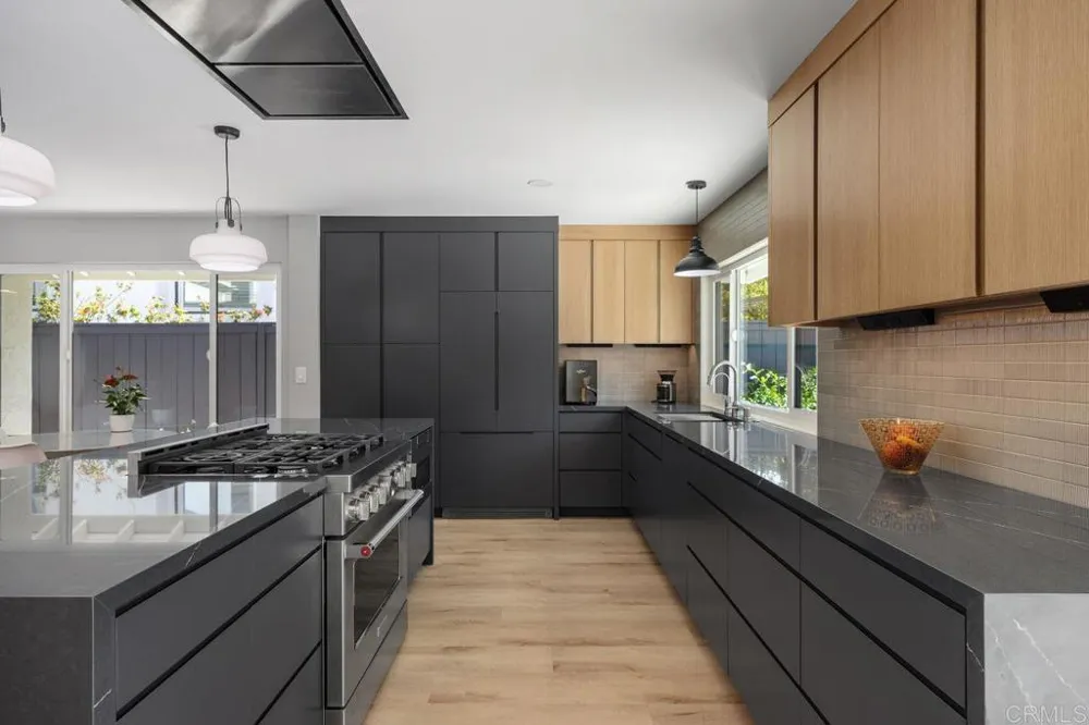 3855 Via Reposo Rancho Santa Fe, CA 92091