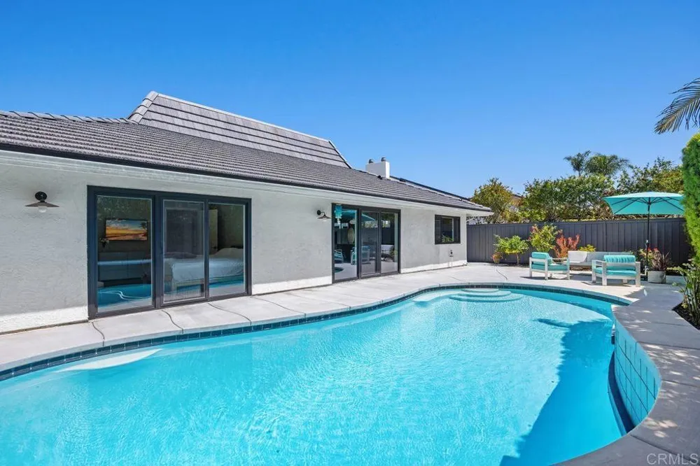 3855 Via Reposo Rancho Santa Fe, CA 92091