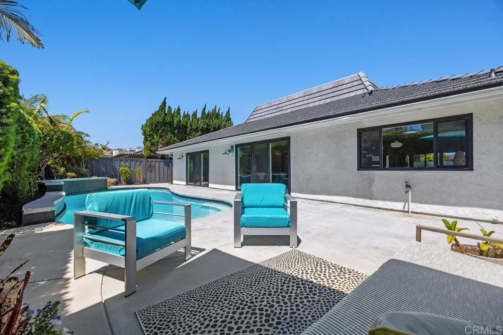 3855 Via Reposo Rancho Santa Fe, CA 92091
