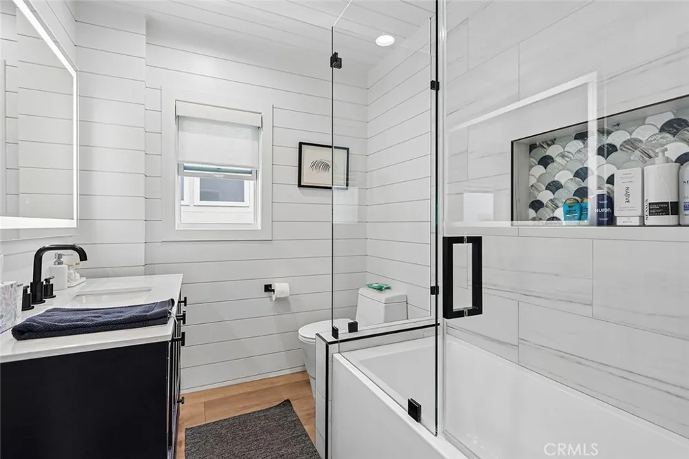 113 21st St Manhattan Beach, CA 90266