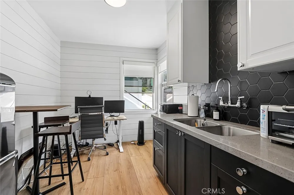 113 21st St Manhattan Beach, CA 90266