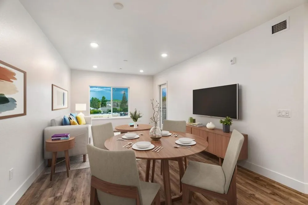 1853 Almaden Road #406 San Jose, CA 95125